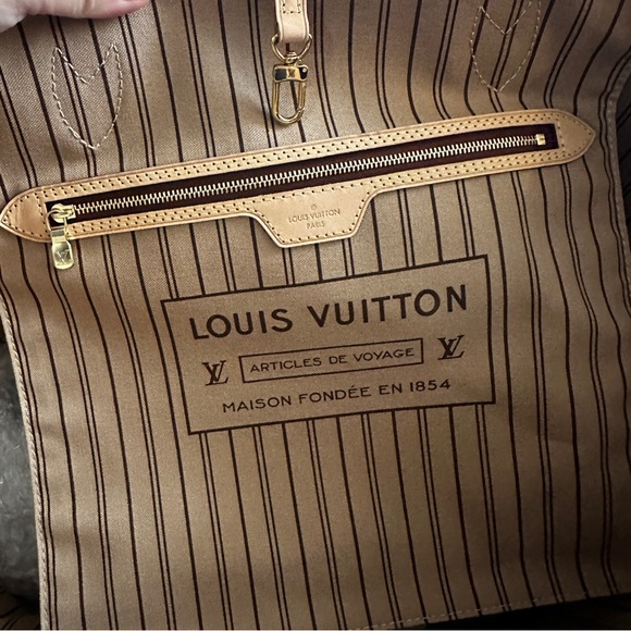 ❌SOLD❌Authentic Louis Vuitton Neverfull GM monogram - Picture 10 of 15